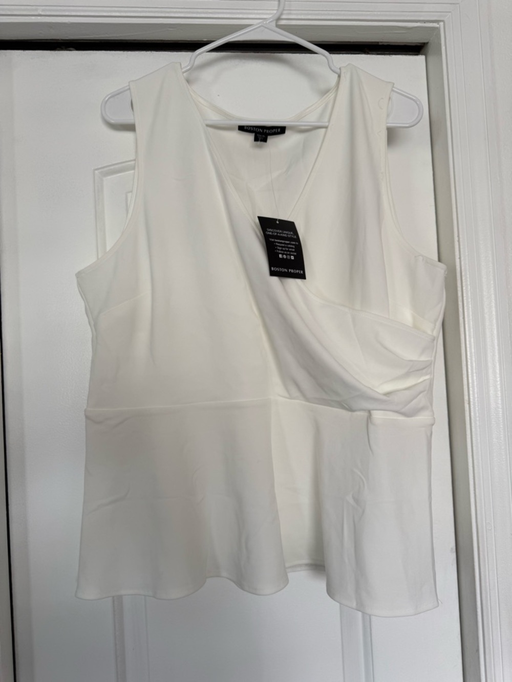 Boston Proper Cream Sleeveless Draped V-Neck Peplum Top